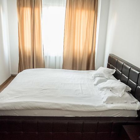 Executive Apartments 2 Craiova Ngoại thất bức ảnh