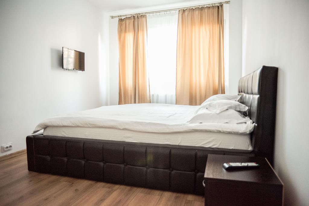Executive Apartments 2 Craiova Ngoại thất bức ảnh